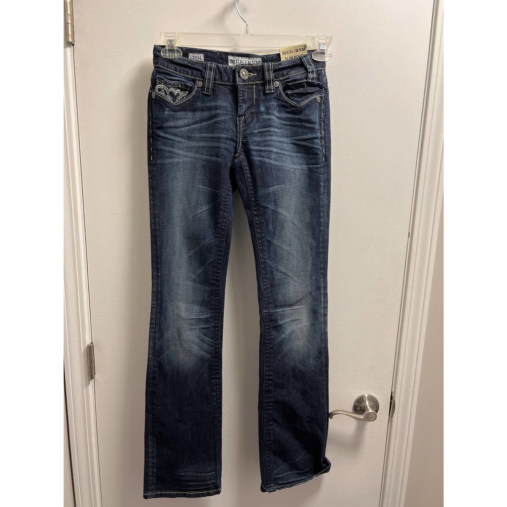 * Woman’s MEK DNM Jeans